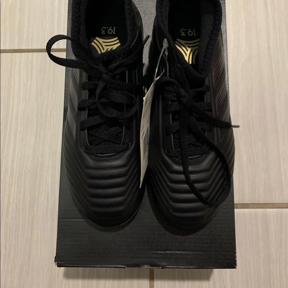 Boys Adidas Soccer Shoes Cleats - Picture 4 of 6